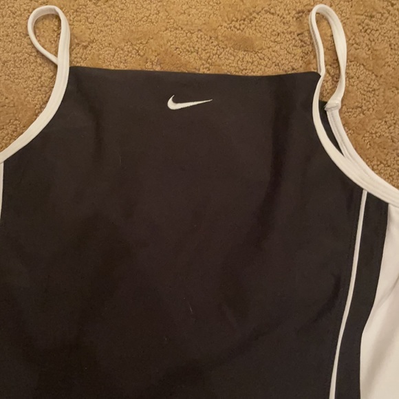 Nike tank - Picture 2 of 4